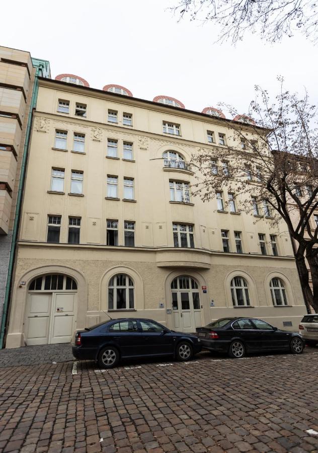 Capsule Hostel Andel Centre Spirit Praga Exterior foto